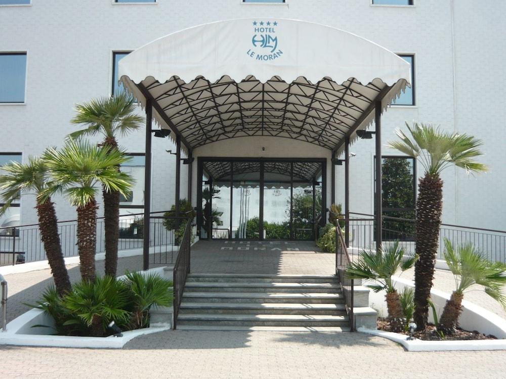 Hotel Le Moran Cusago Exteriér fotografie